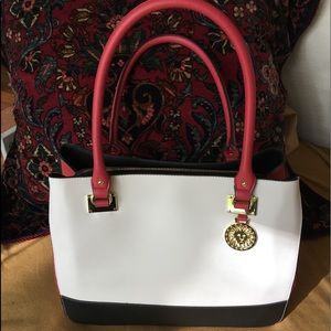 Chic bag, brand new!